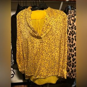 Alice and olivia blouse